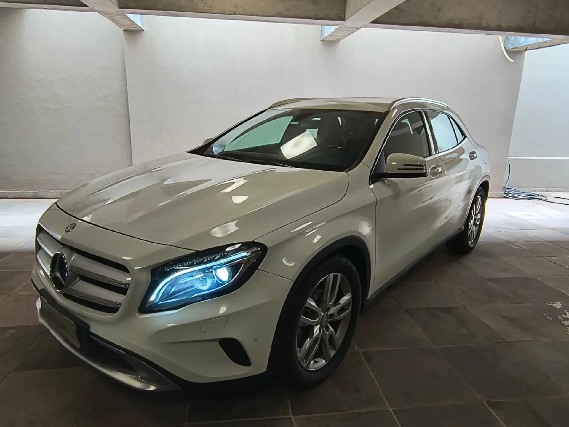 MERCEDES-BENZ GLA 200 Advance 1.6/1.6 TB 16V Flex Aut.