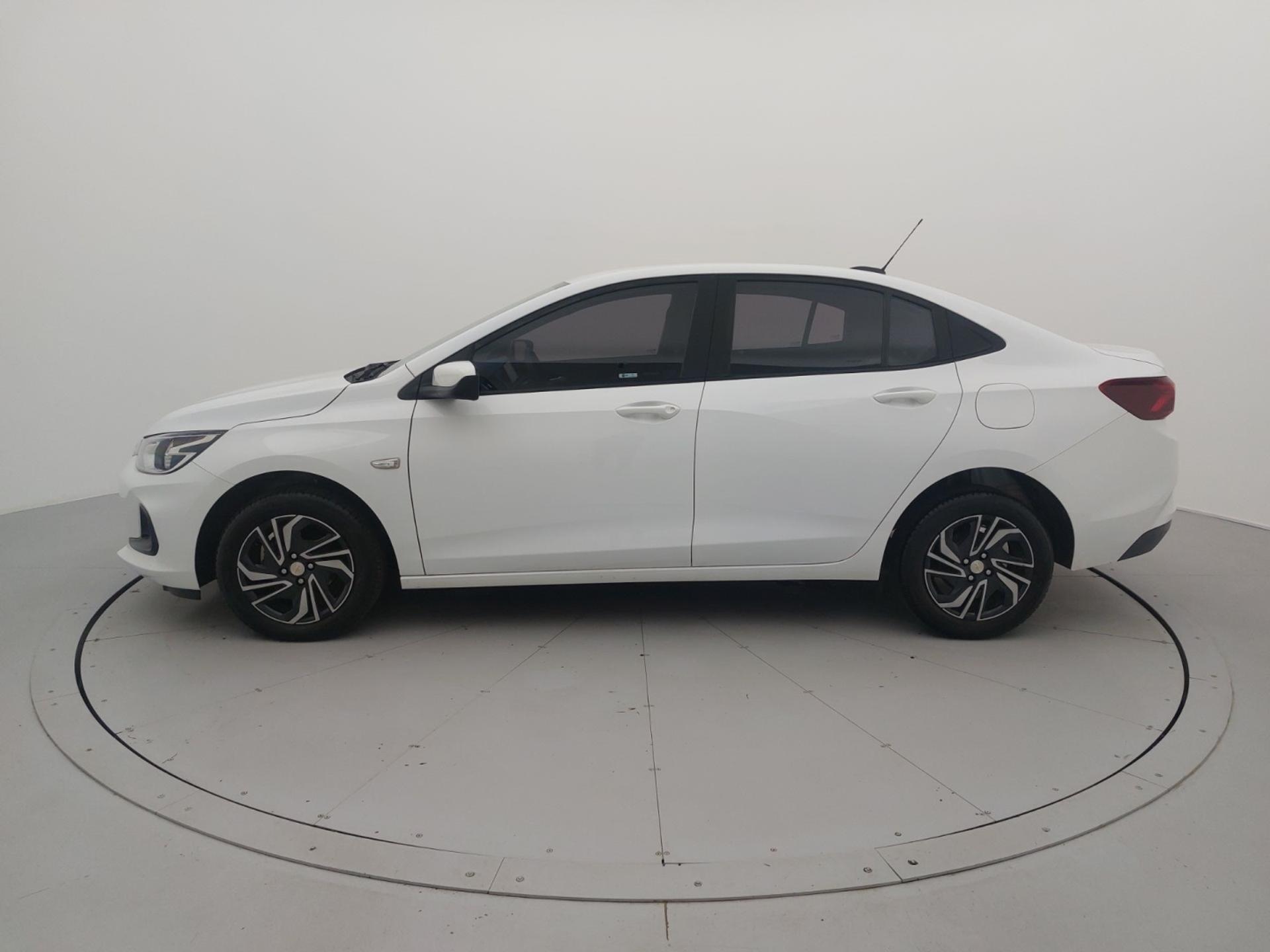 CHEVROLET ONIX SEDAN Plus LT 1.0 12V Flex 4p Mec.