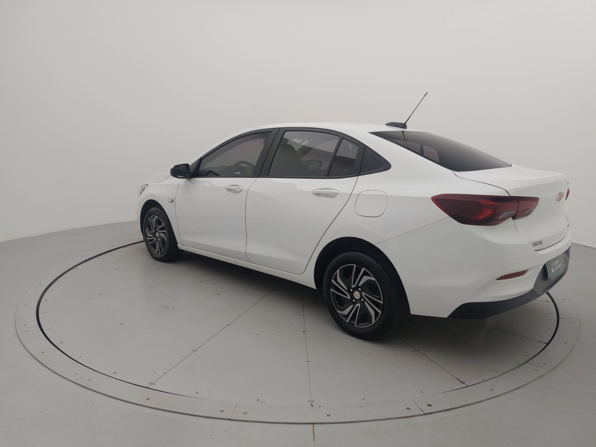 CHEVROLET ONIX SEDAN Plus LT 1.0 12V Flex 4p Mec.