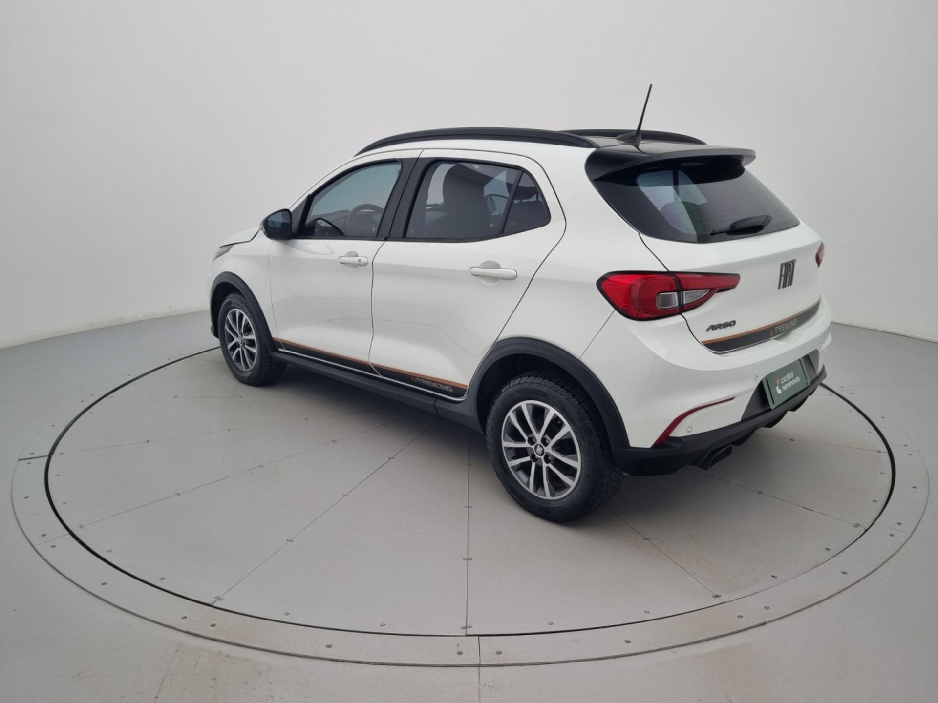 FIAT ARGO TREKKING 1.3 8V Flex